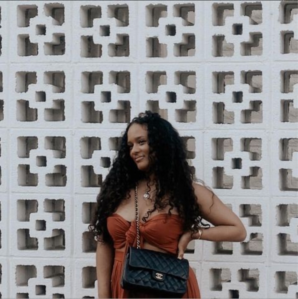 Meet your Posher, Janay